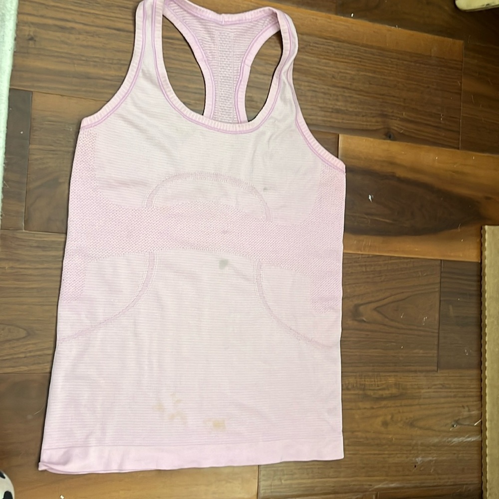 lululemon pink tank